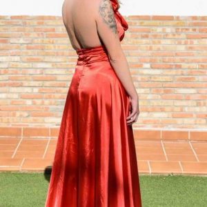 TRAJE DRAPEADO CON ESPALDA AL AIRE TALLA 40