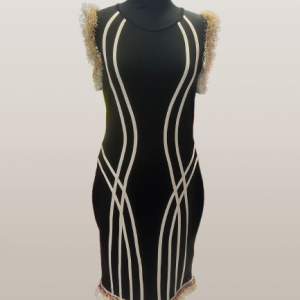 VESTIDO  DE FIESTA CON FLECOS CORTOS