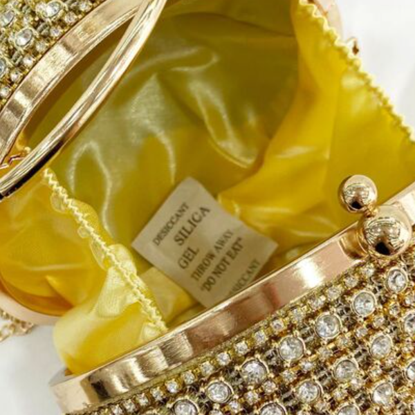 BOLSO DE MANO NORMA DORADO - Imagen 3