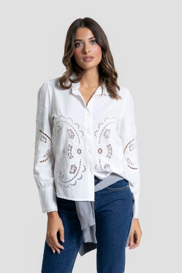 CAMISA PERFORADA CUELLO MAHO