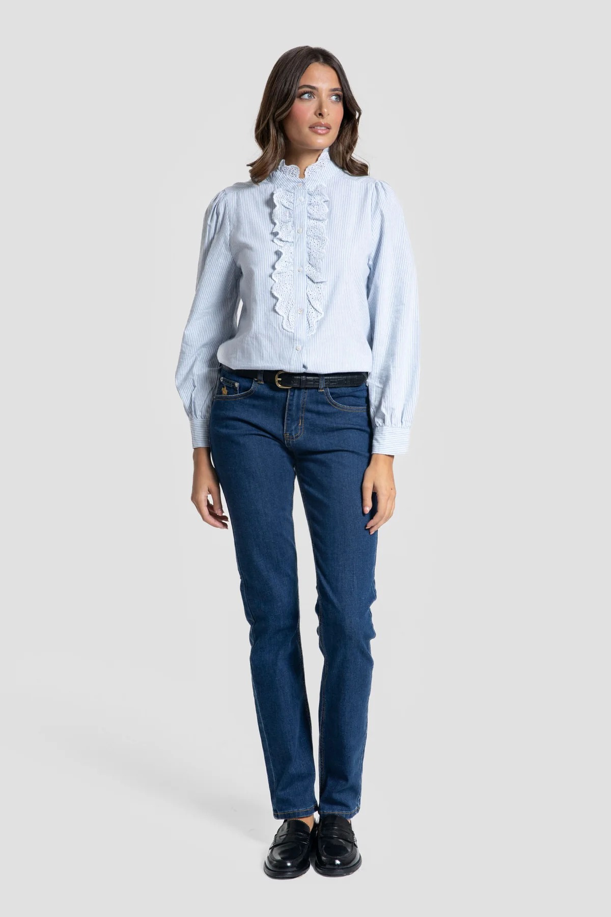 CAMISA A RAYAS CELESTE CON VOLANTE - Imagen 4