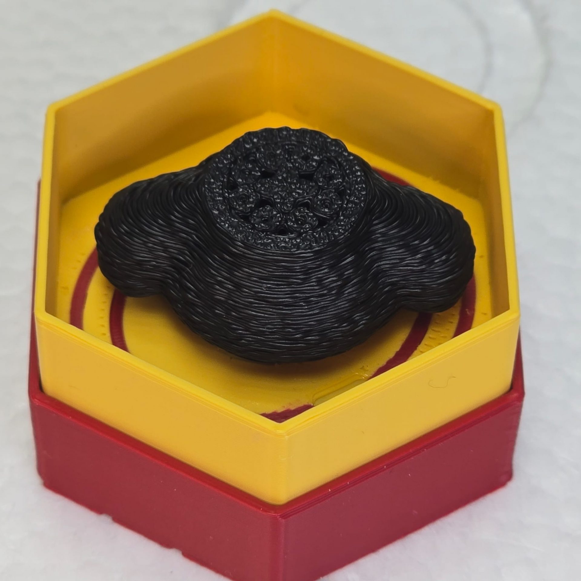 PIN MONTERA 3D PARA SOLAPA - Imagen 2